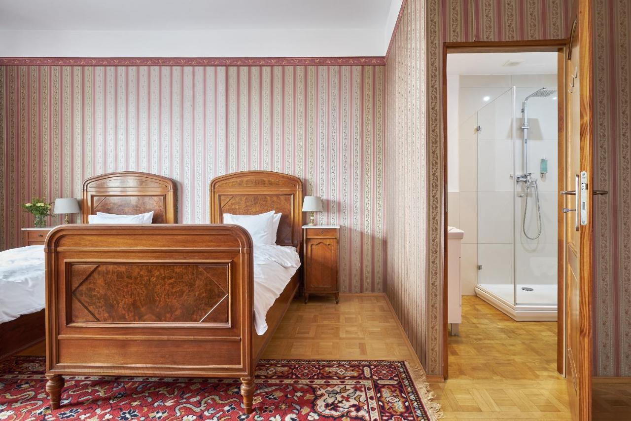 Boutique Palac Warmatowice Sienkiewiczowskie Legnica Ngoại thất bức ảnh